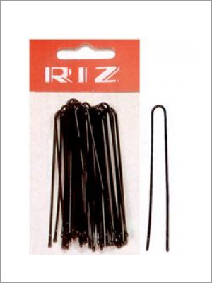 Horquillas de pelo negras en un paquete, con una horquilla expuesta a un lado.