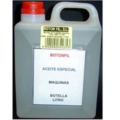 Una botella de plástico de un litro de aceite de máquina con tapa roja y etiqueta.