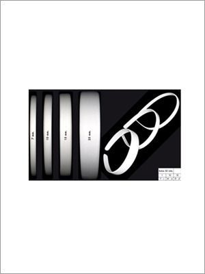 Diadema de carey marrón.