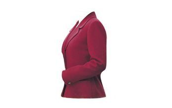 Chaqueta roja, vista lateral, sobre fondo blanco.