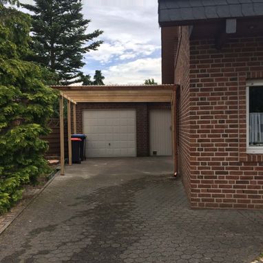 dekefter Carport nach Sturmschaden