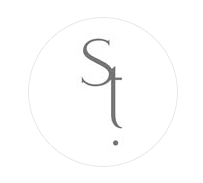 La letra s está en un círculo sobre un fondo blanco.