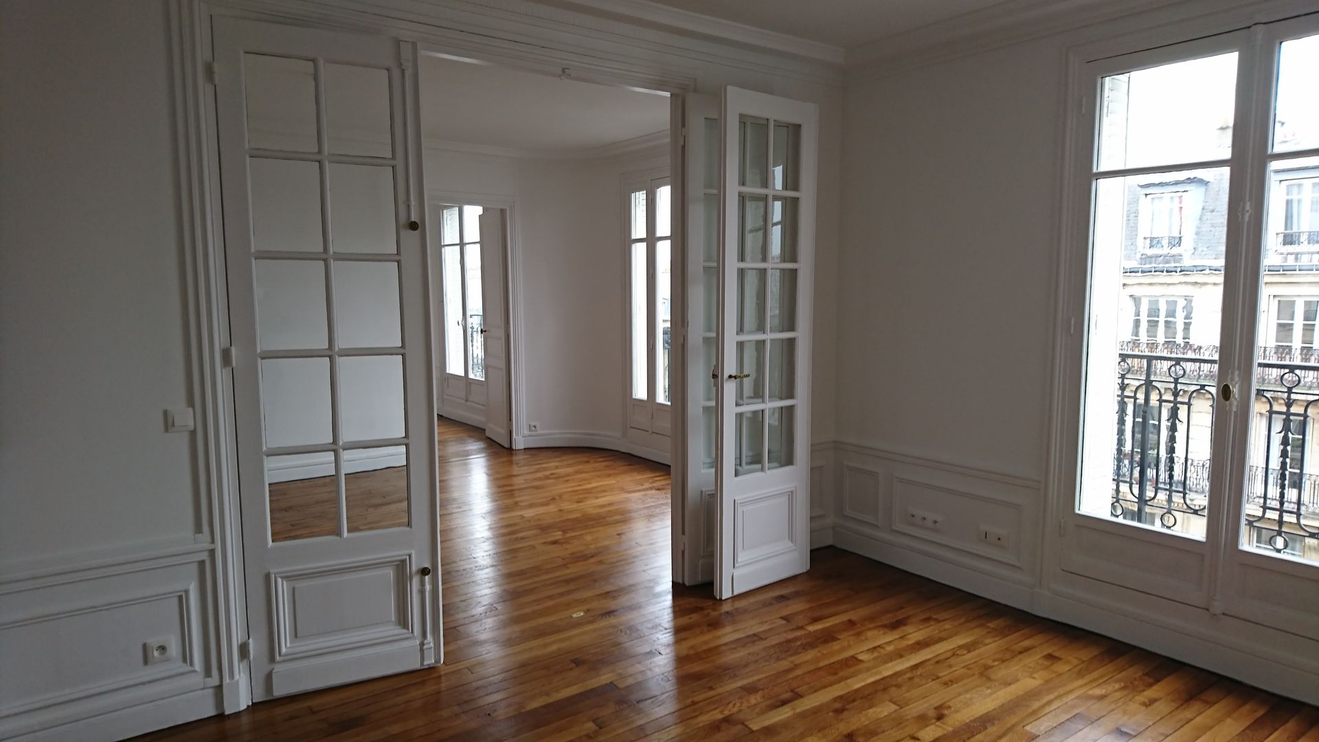 Revêtement de sol et peinture