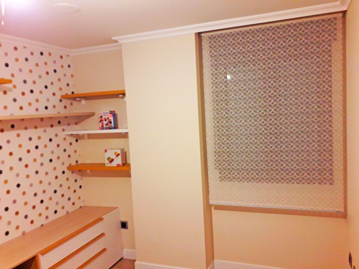 estor-enrollable-para-habitacion-juvenil-en-cuenca-albacete-ciudad-real