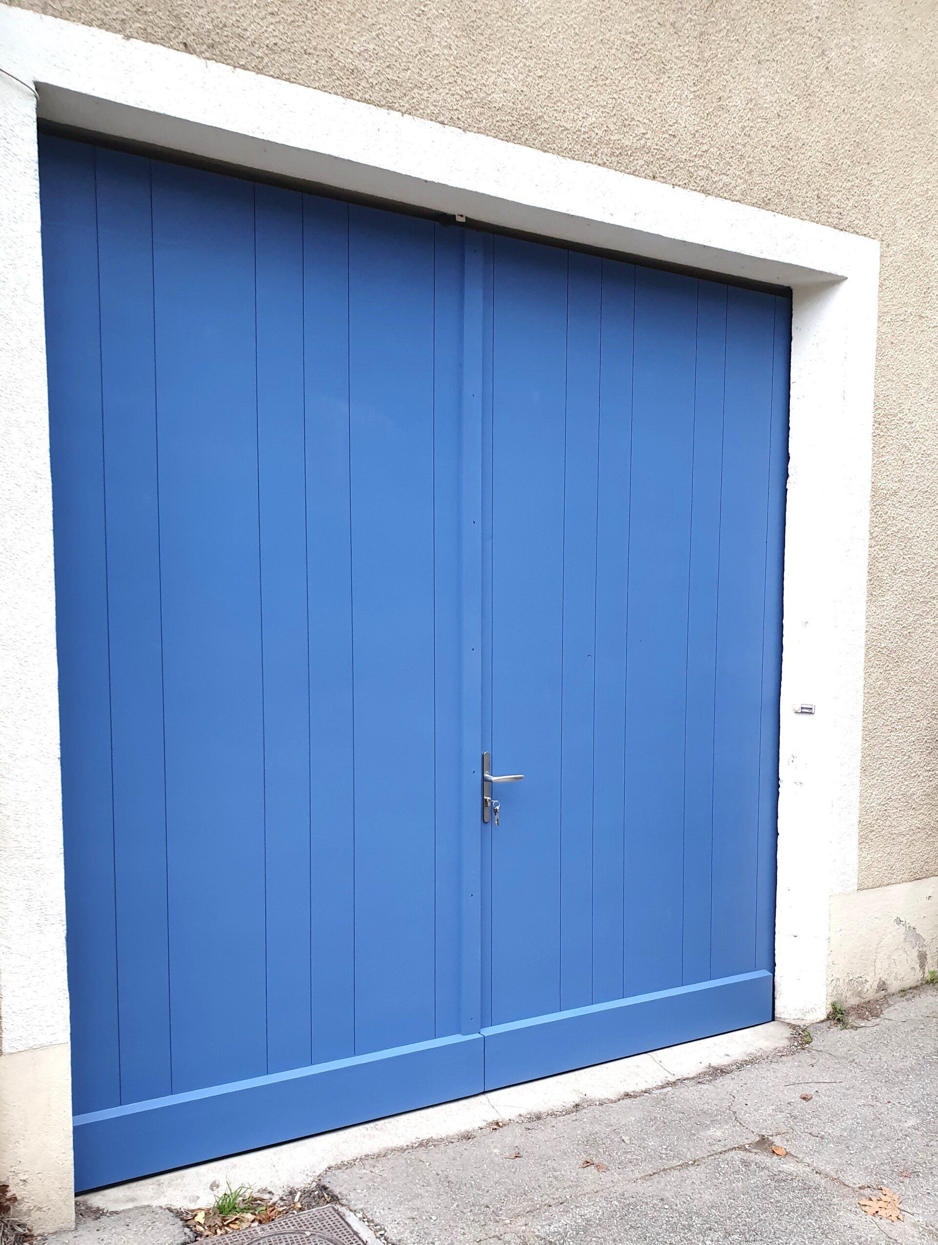 Installateur de porte de garage à Die Sectionnelle, basculante