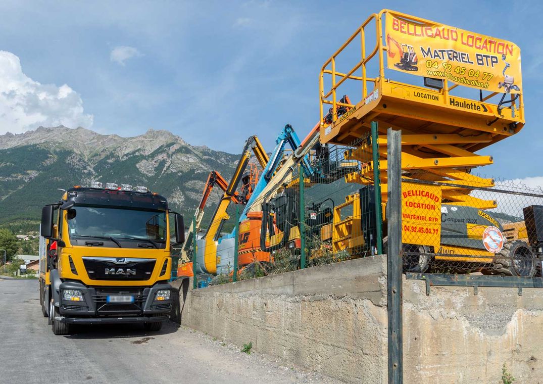 Camion et élévateur Bellicaud Location