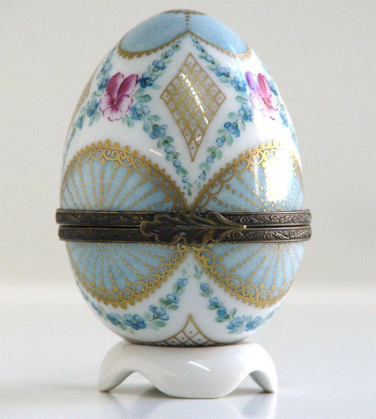 Miniaturmalerei | Deniz Demiral Dogan | Porzellan-Malatelier | Porzellanmalkurse, Porzellanmalerei, Porzellan-Geschäft | Schaffhausen