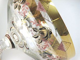 Glasmalerei | Deniz Demiral Dogan | Porzellan-Malatelier | Porzellanmalkurse, Porzellanmalerei, Porzellan-Geschäft | Schaffhausen