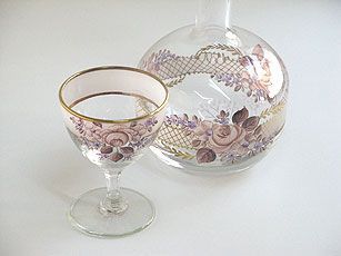 Glasmalerei | Deniz Demiral Dogan | Porzellan-Malatelier | Porzellanmalkurse, Porzellanmalerei, Porzellan-Geschäft | Schaffhausen