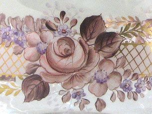 Glasmalerei | Deniz Demiral Dogan | Porzellan-Malatelier | Porzellanmalkurse, Porzellanmalerei, Porzellan-Geschäft | Schaffhausen