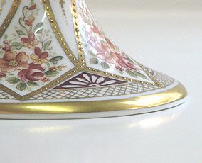 Freie Porzellanmalerei | Deniz Demiral Dogan | Porzellan-Malatelier | Porzellanmalkurse, Porzellanmalerei, Porzellan-Geschäft | Schaffhausen