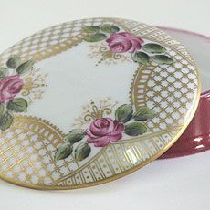 Freie Porzellanmalerei | Deniz Demiral Dogan | Porzellan-Malatelier | Porzellanmalkurse, Porzellanmalerei, Porzellan-Geschäft | Schaffhausen