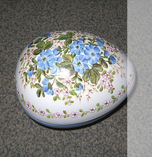 Figuren | Deniz Demiral Dogan | Porzellan-Malatelier | Porzellanmalkurse, Porzellanmalerei, Porzellan-Geschäft | Schaffhausen