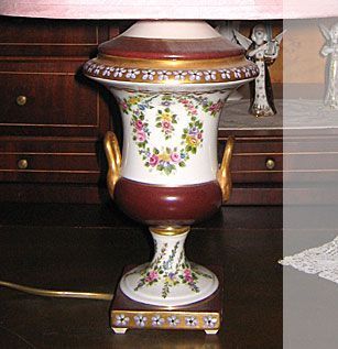 Figuren | Deniz Demiral Dogan | Porzellan-Malatelier | Porzellanmalkurse, Porzellanmalerei, Porzellan-Geschäft | Schaffhausen