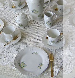 Teeservice | Deniz Demiral Dogan | Porzellan-Malatelier | Porzellanmalkurse, Porzellanmalerei, Porzellan-Geschäft | Schaffhausen