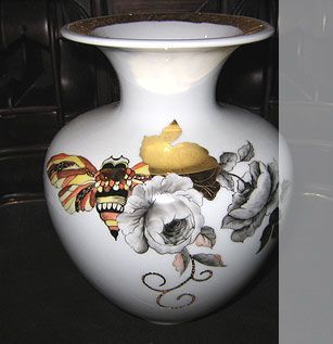 Vasen | Deniz Demiral Dogan | Porzellan-Malatelier | Porzellanmalkurse, Porzellanmalerei, Porzellan-Geschäft | Schaffhausen