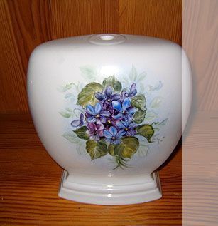 Vasen | Deniz Demiral Dogan | Porzellan-Malatelier | Porzellanmalkurse, Porzellanmalerei, Porzellan-Geschäft | Schaffhausen