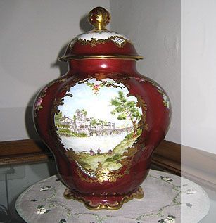 Vasen | Deniz Demiral Dogan | Porzellan-Malatelier | Porzellanmalkurse, Porzellanmalerei, Porzellan-Geschäft | Schaffhausen