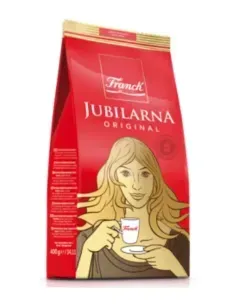 Bolsa de café roja Franck Jubilarna con mujer rubia sosteniendo una taza de café.