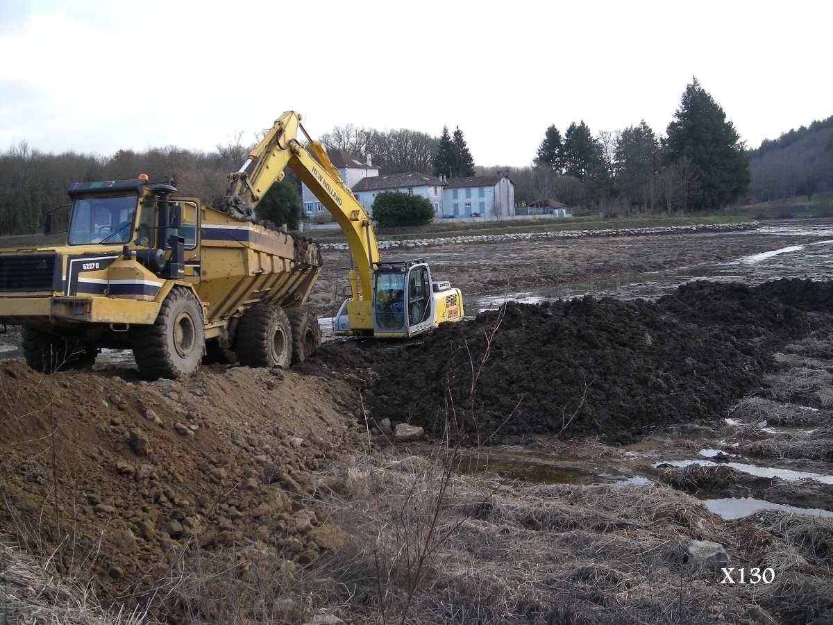 Paillot et Fils proche de Saint-Junien - Travaux terrassement