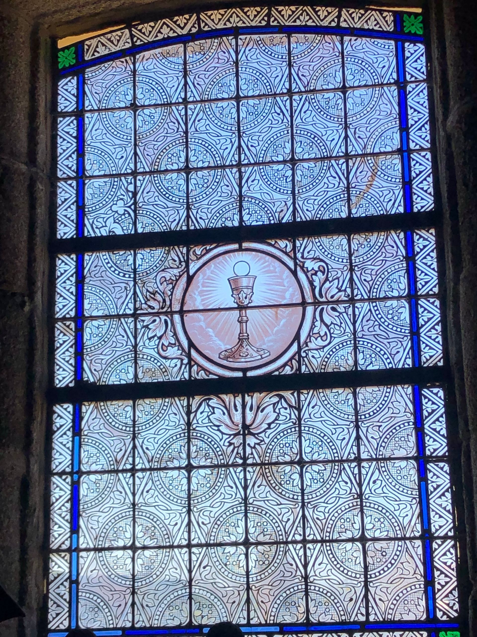 Vitrail d'église à conserver