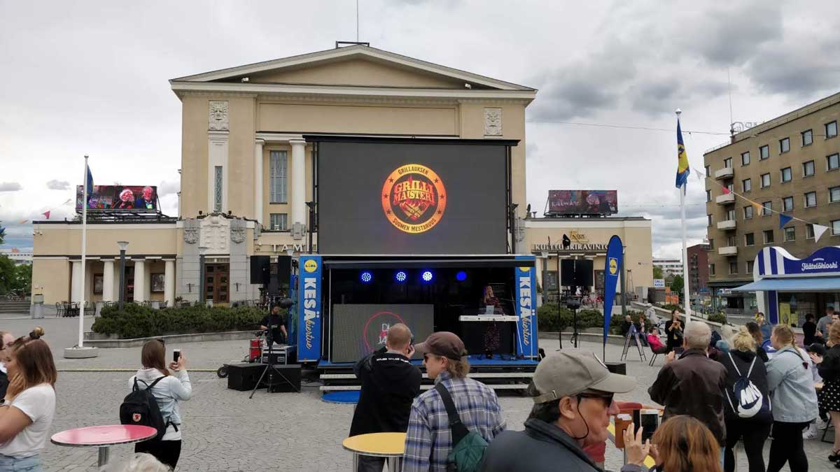 15 m2 screentrailer - Eventgear Oy