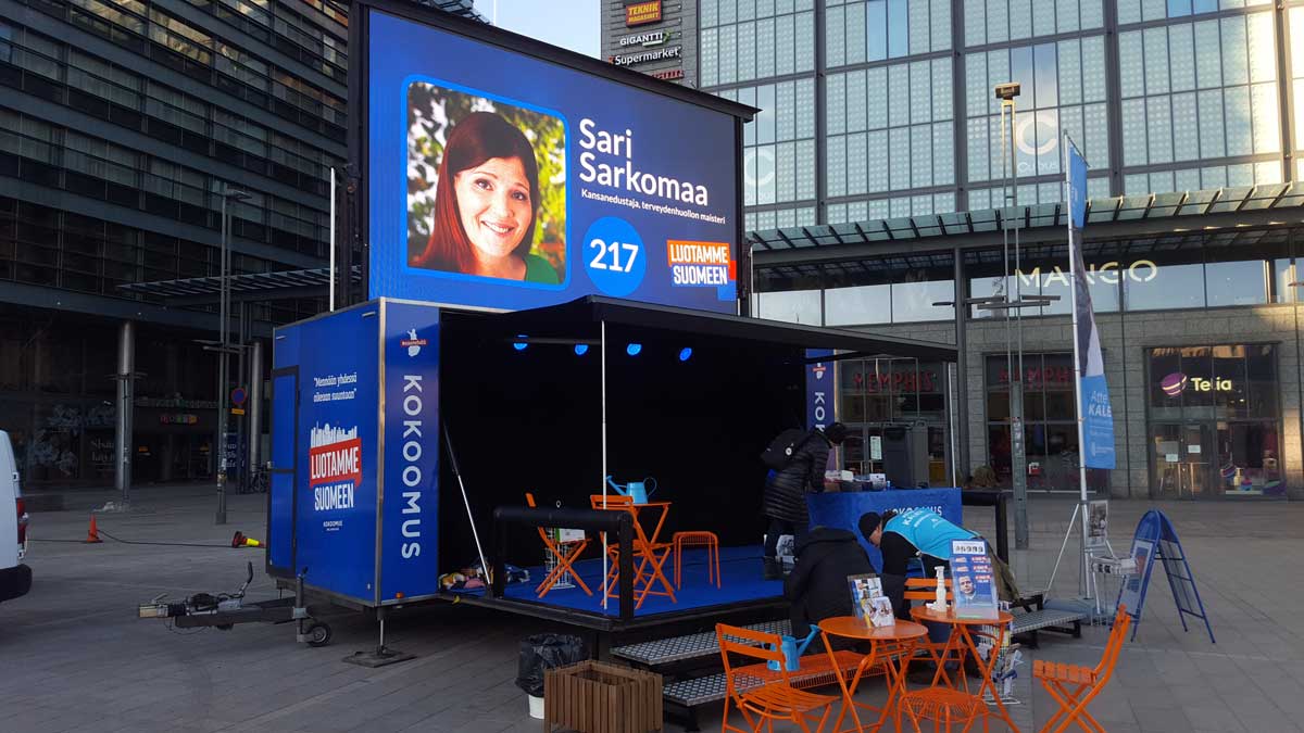 15 m2 screentrailer - Eventgear Oy