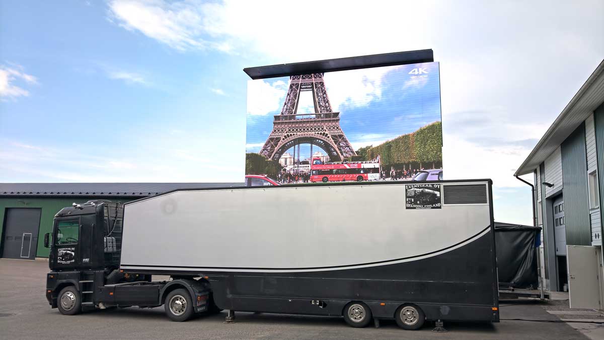 21 m2 screentrailer - Eventgear Oy