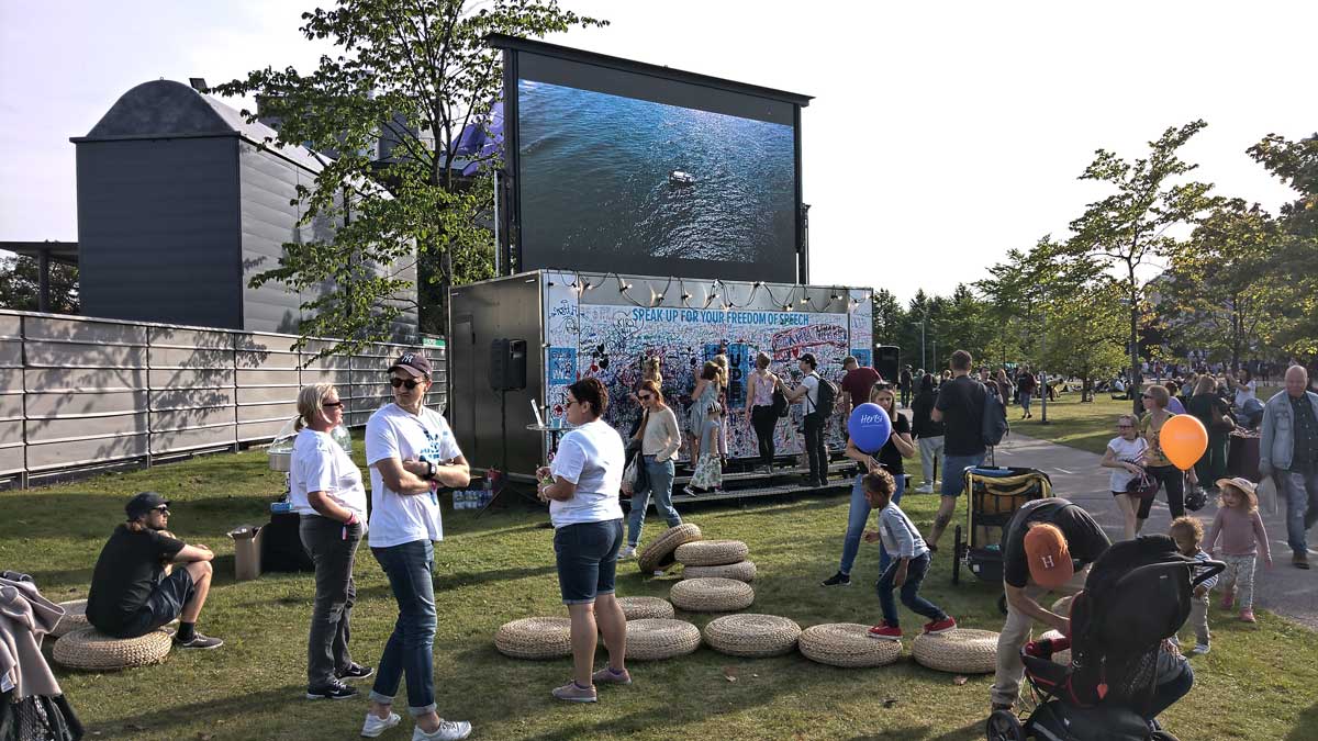 15 m2 screentrailer - Eventgear Oy