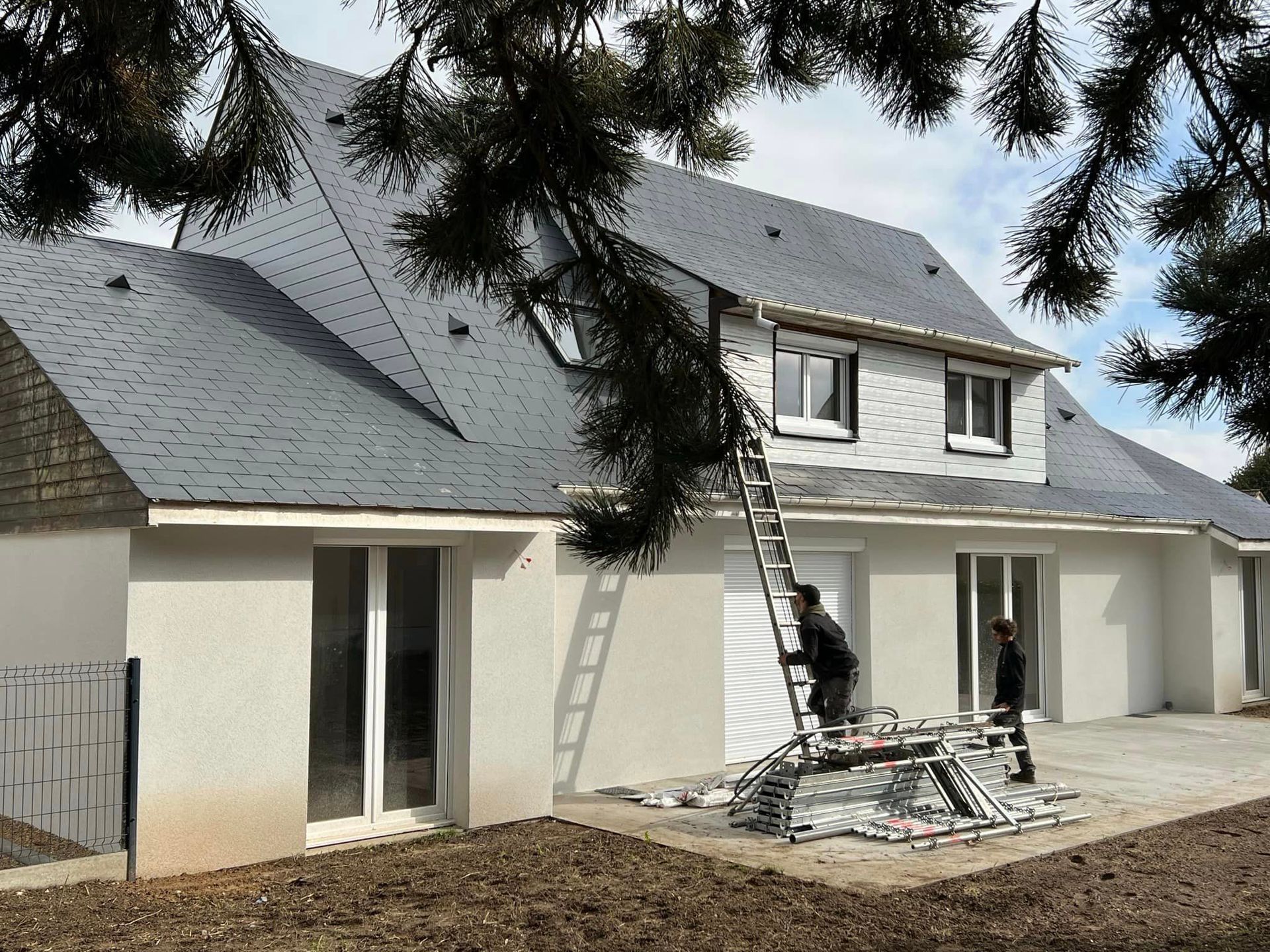 Démoussage de toiture ardoise