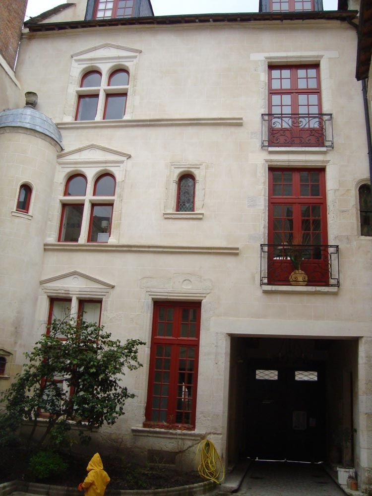 Autre façade de l'Hôtel Toutin après travaux