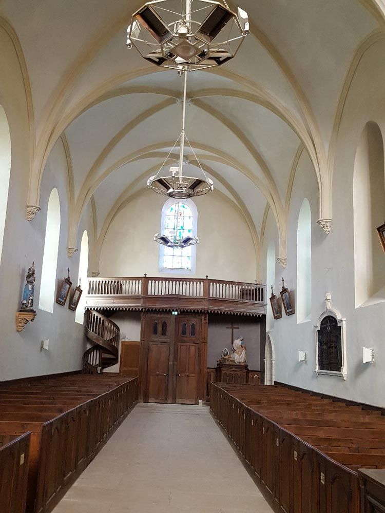 Intérieur de l'Eglise d’Ouarville après travaux