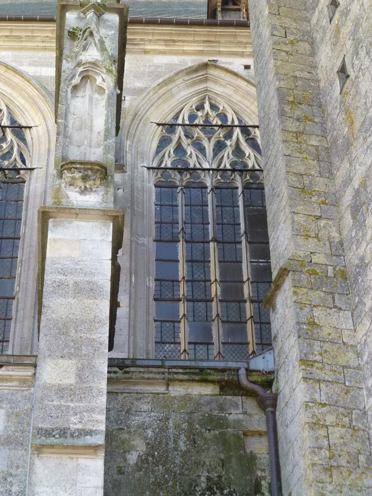 Autre vue de la Basilique de Cléry Saint André avant travaux