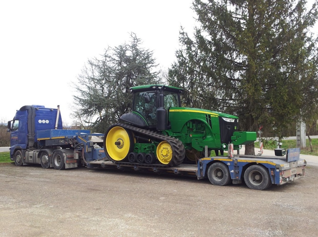 Transport tracteur vert