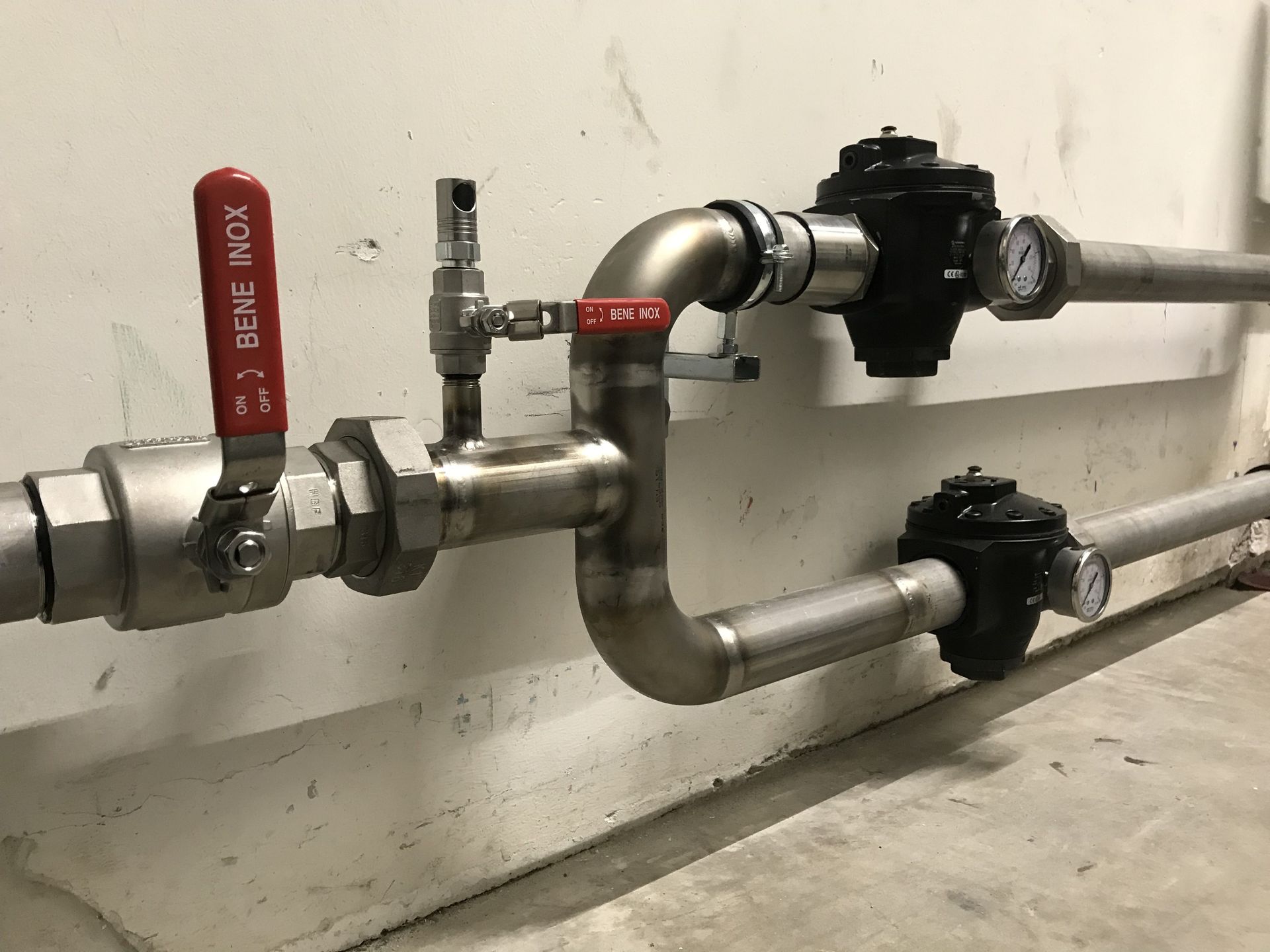 Réseau avec 3 sorties pour les sodes du banc d’essai