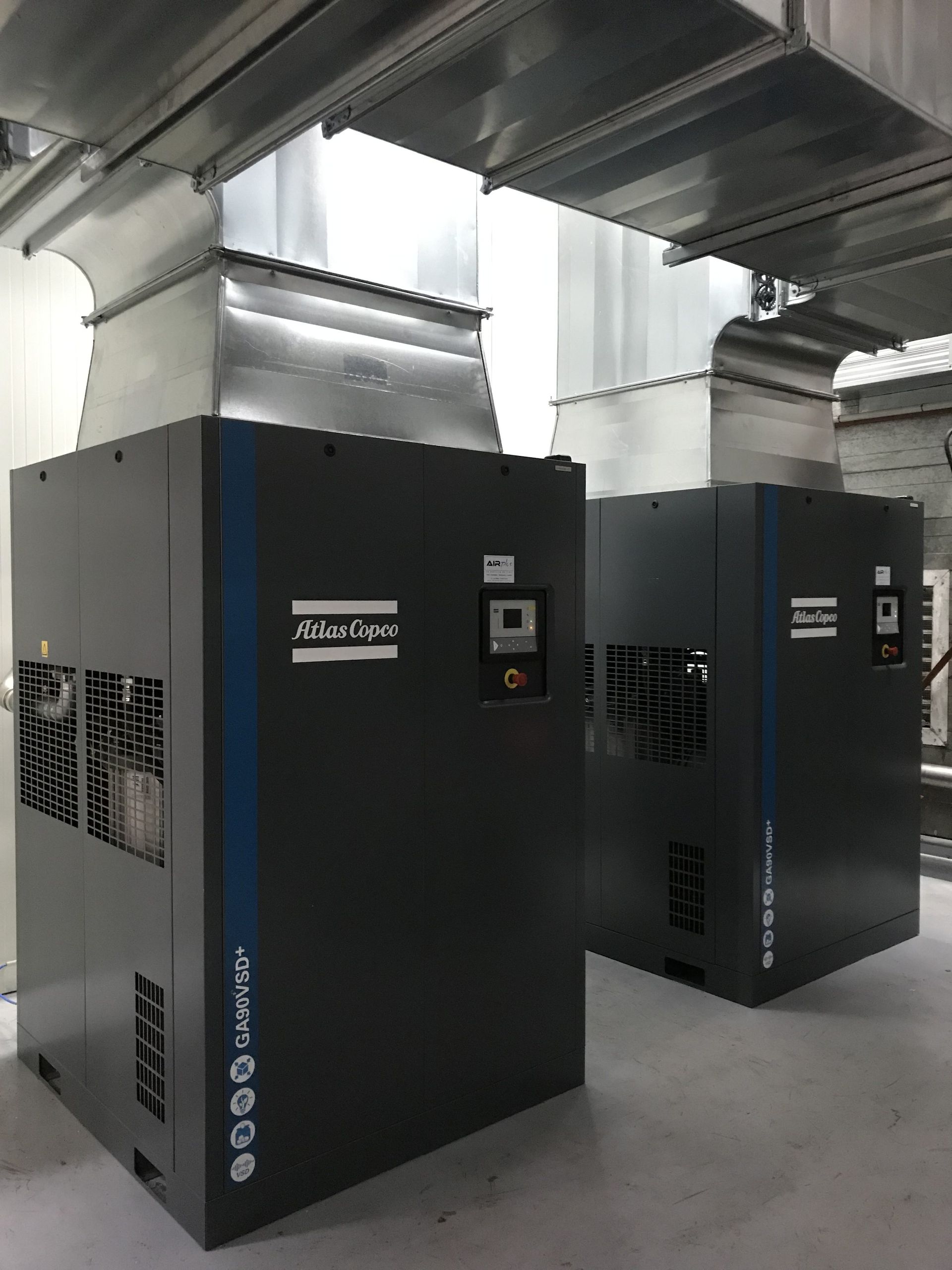 Mise en place d’une centrale d’air comprimé avec 2 GA-90 et un gainage d’extraction de chaleur