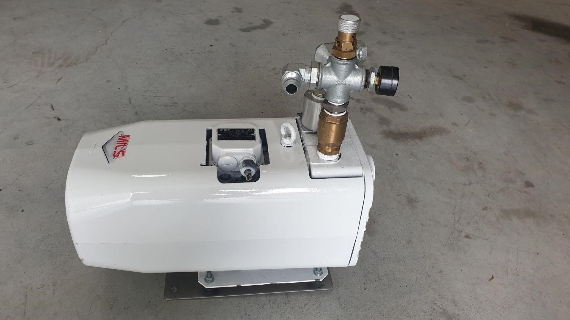 Pompe à vide OCC-240 de la marque Mil's vendu par l'entreprise Air Plus