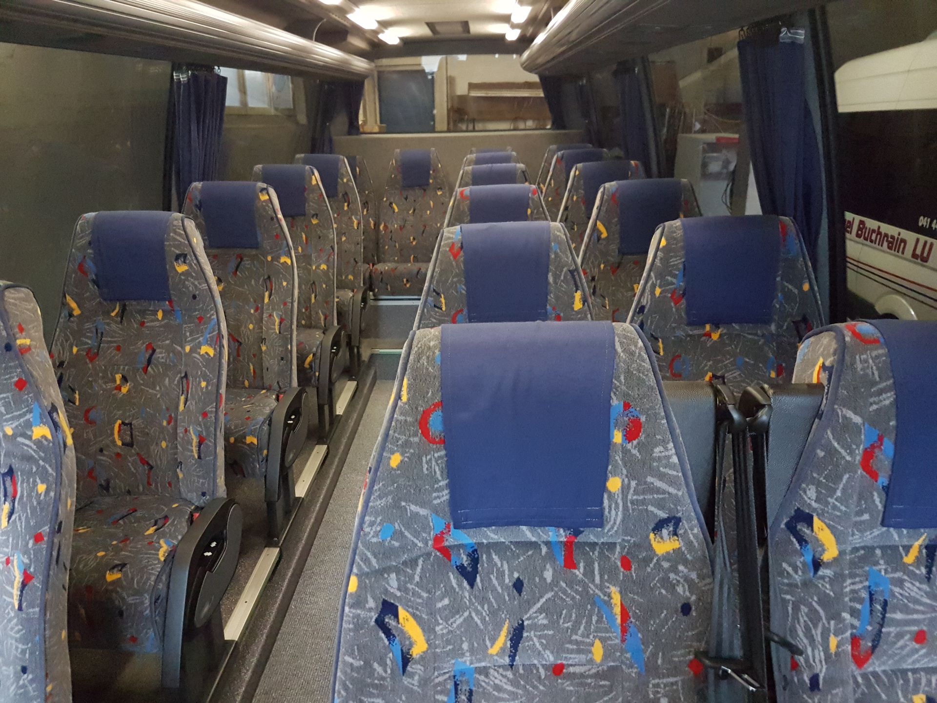 20 Plätzer Innenansicht - Carreisen & Taxi J. Vogel