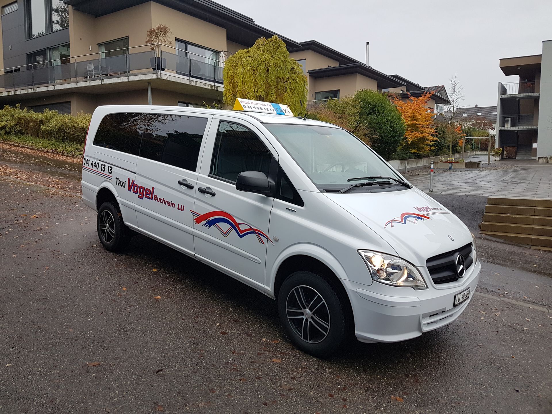 Mercedes-Benz Vito 8 Plätzer - Carreisen & Taxi J. Vogel