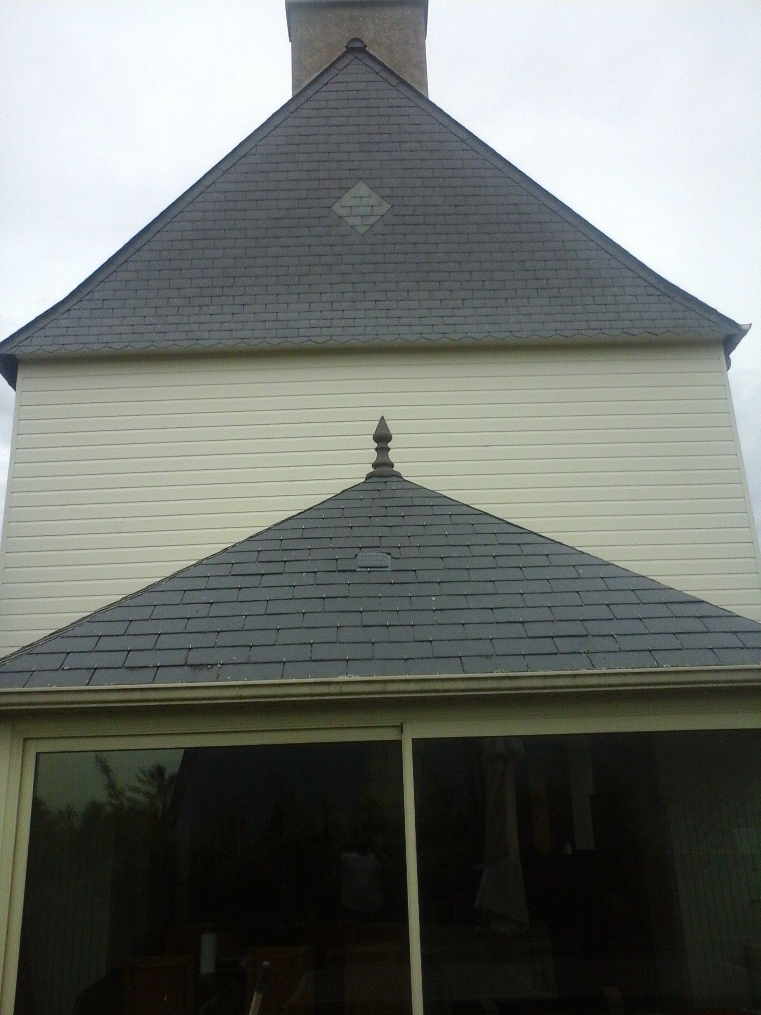 Toiture en ardoise refaite