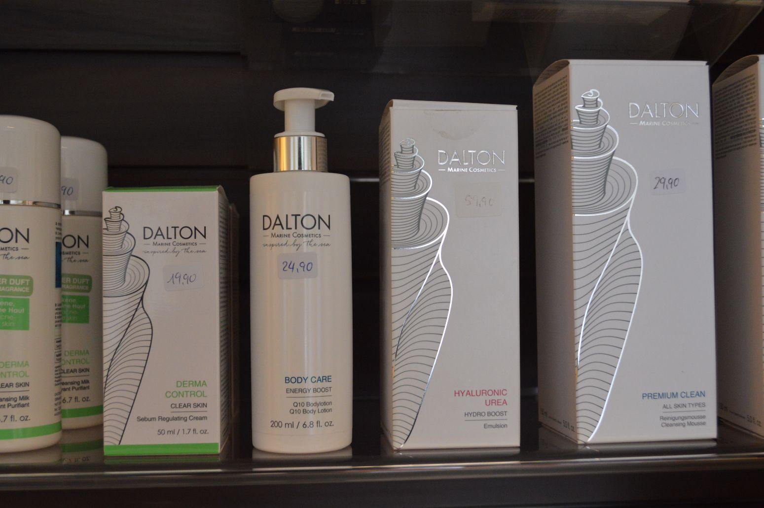 Marion's Nagel & Fußpflegestudio – Produkte