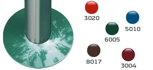 Maalattu pylvään jalusta, jossa on värikartat numeroilla 3020, 5010, 6005, 8017 ja 3004