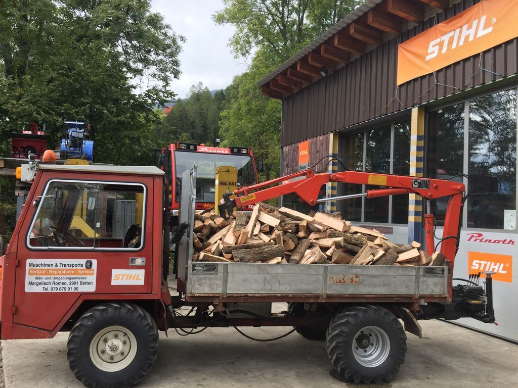 Brennholz - Fachmann für Maschinen und Fahrzeuge
