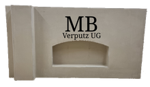 Eine weiße Wand mit der Aufschrift „mb verputz ug“