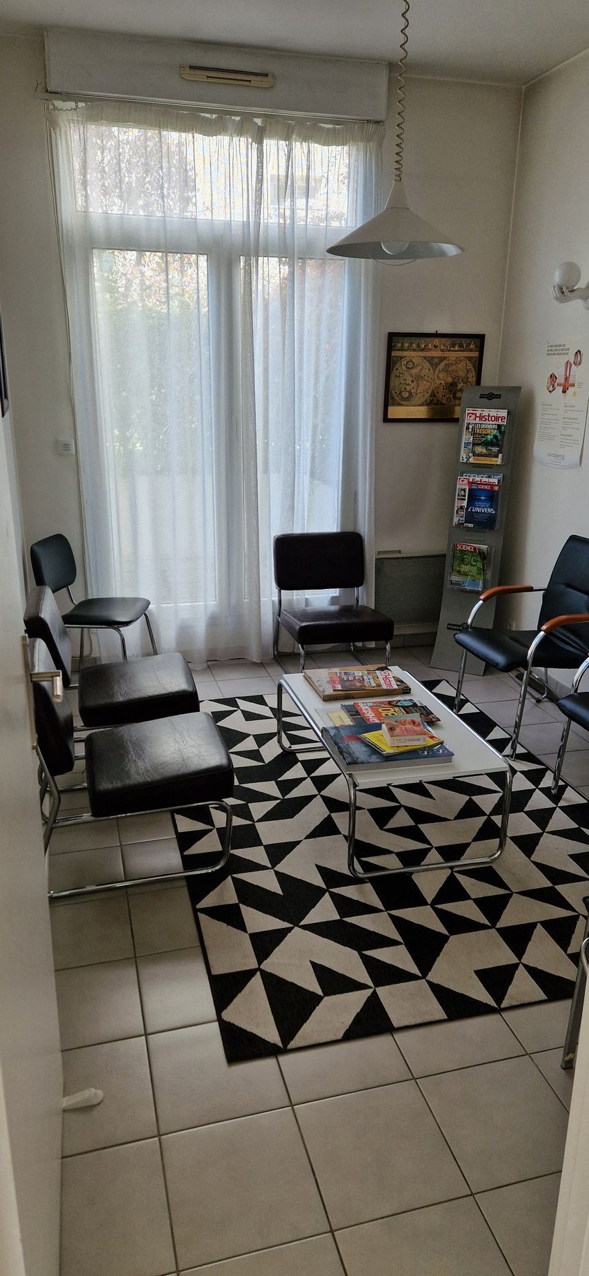 Salle d'attente du cabinet de Châtillon