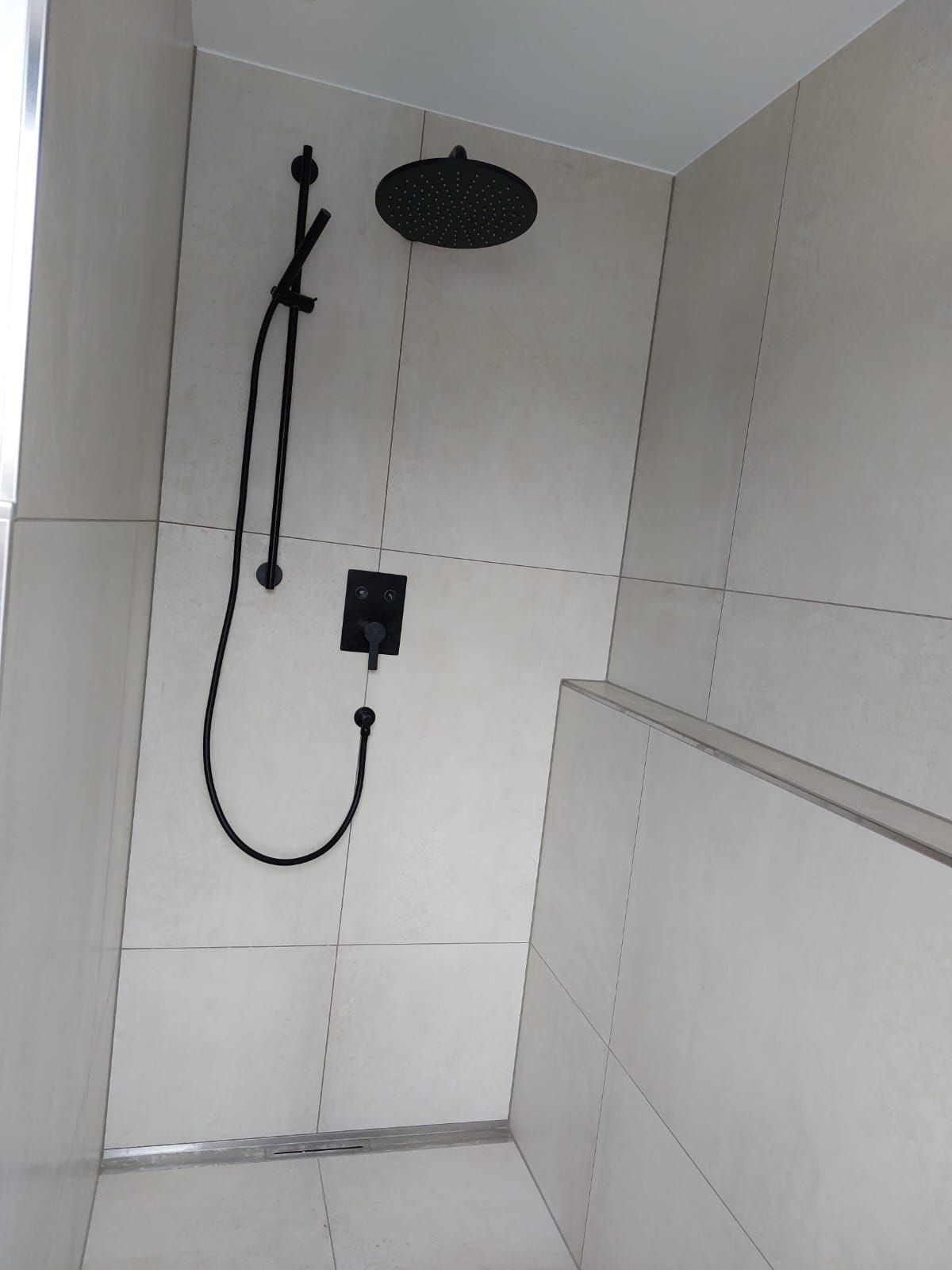 U. Wolf Bau- und Fliesenfachgeschäft