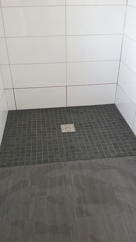 U. Wolf Bau- und Fliesenfachgeschäft