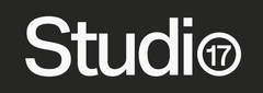 Texto "Studio 17" en blanco sobre fondo negro, con "17" en un c&iacute;rculo blanco.