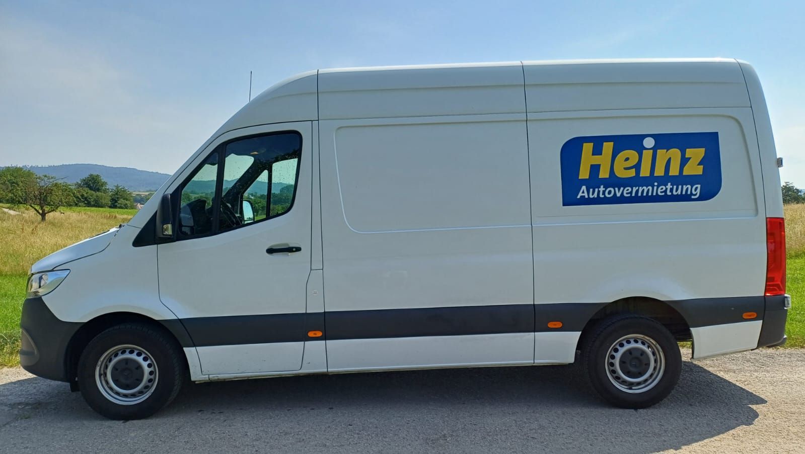 Sprinter mittel Autovermietung Heinz