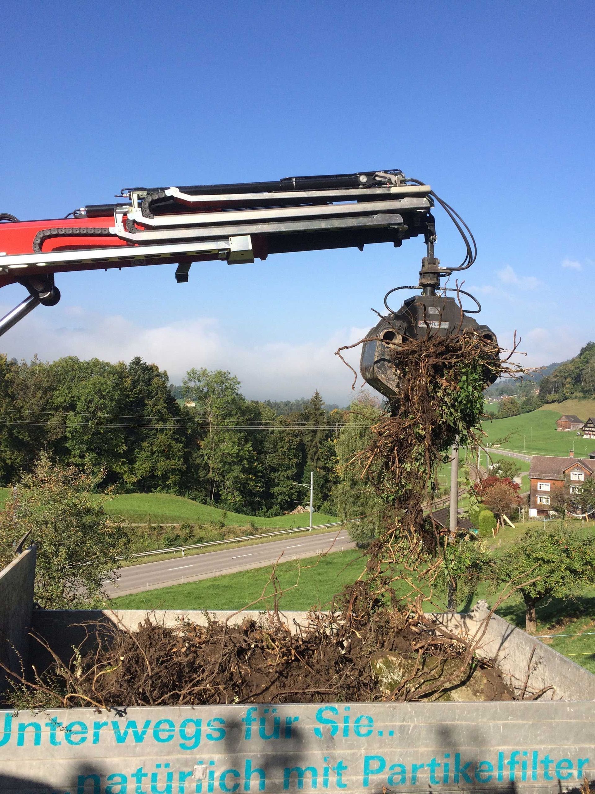 Kranarbeiten | Bauarbeiten & Umgebungsgestaltung | A. Grob Baugeschäft AG | Wattwil